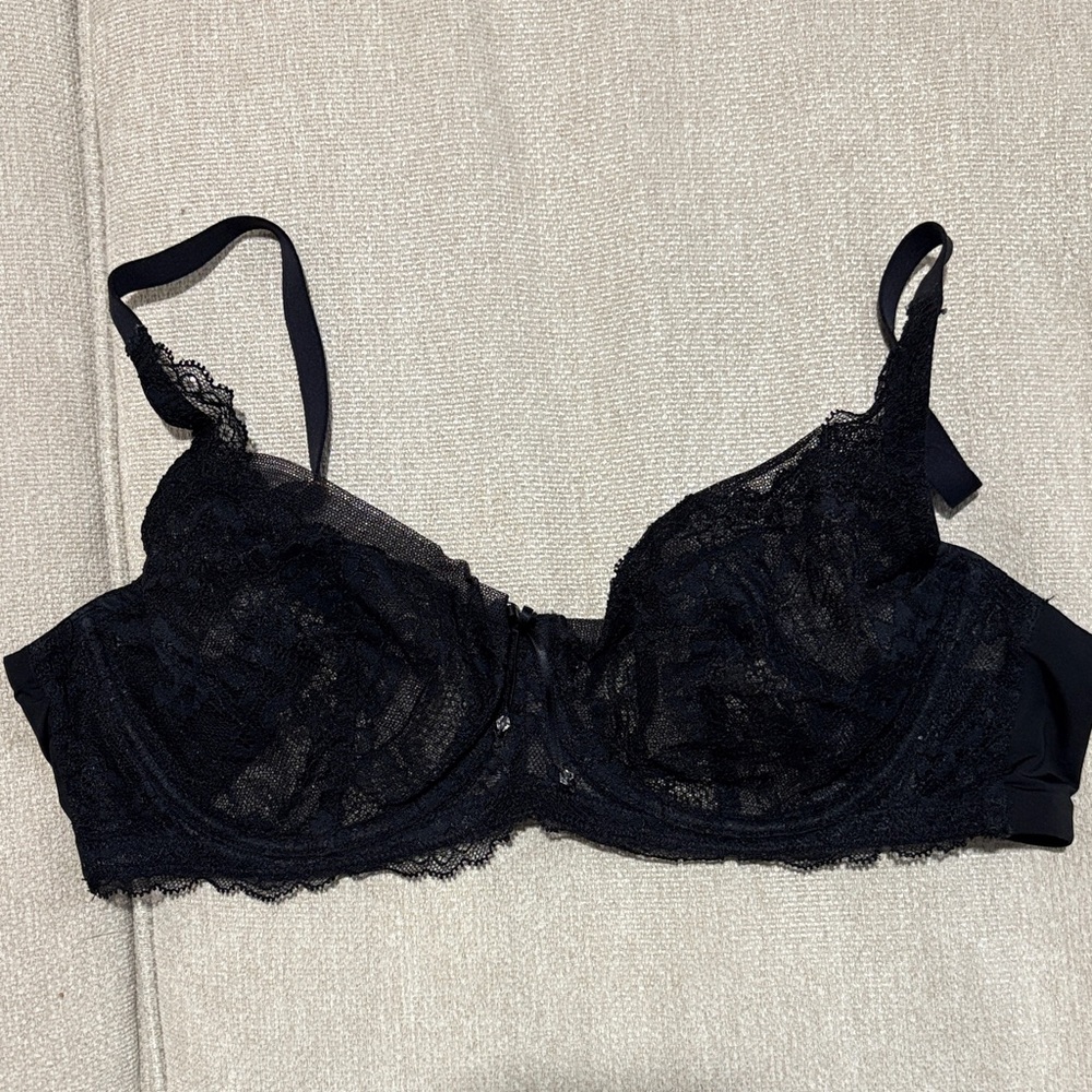 Black Lace Bra, unlined 32DD